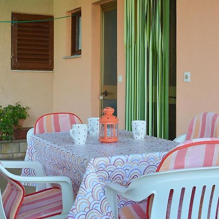Giardino Apartment Umag Exterior foto